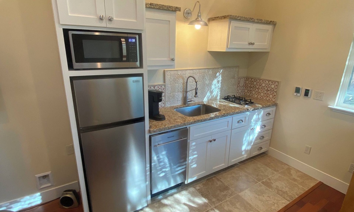 Watsonville Villa | Quiet 1-bedroom villa in welcoming of Watsonville perfect for relaxing getaway.