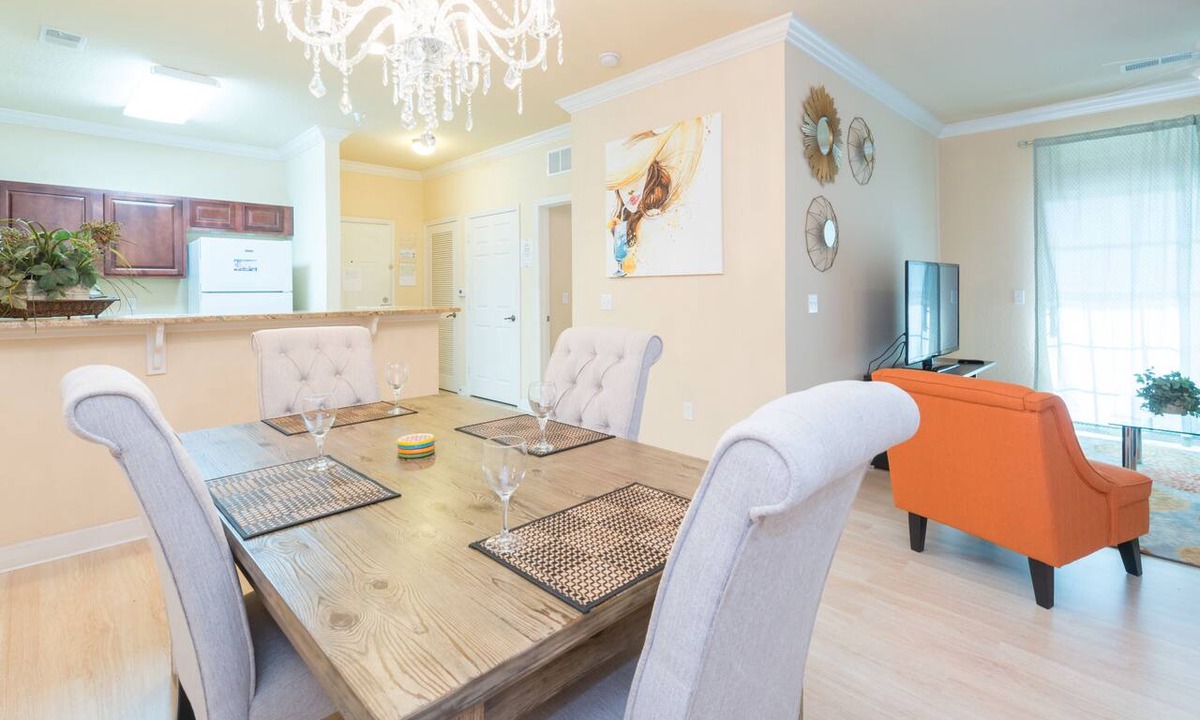 Four Corners Condo | Recently Renovated, Award Winning, Brand New Furniture , Near Disney 2+2