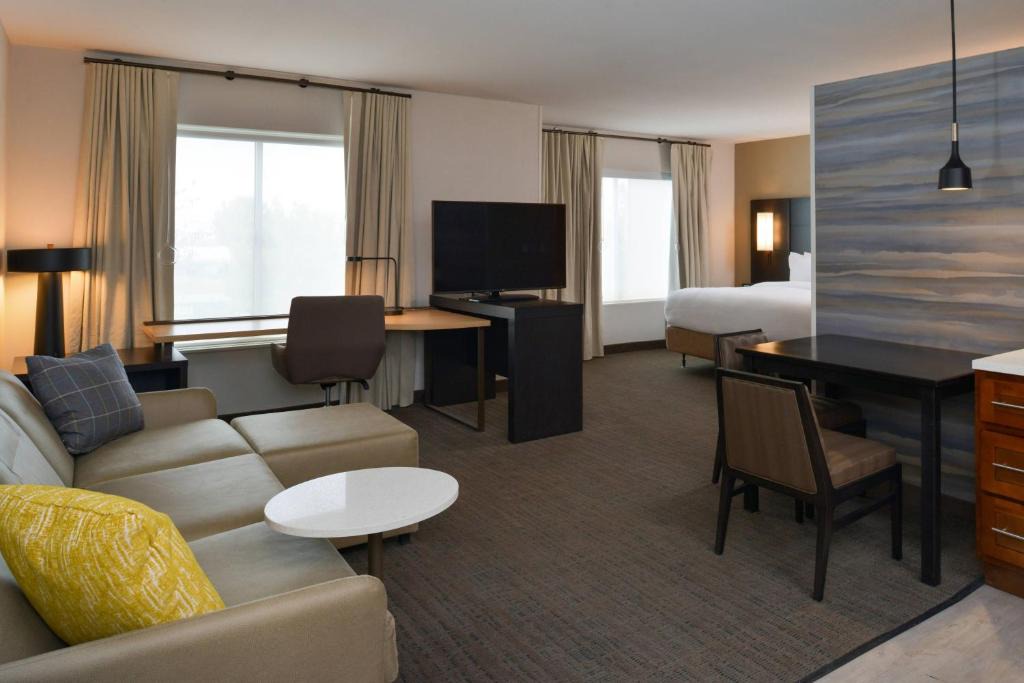 Visalia Hotel | Residence Inn Visalia
