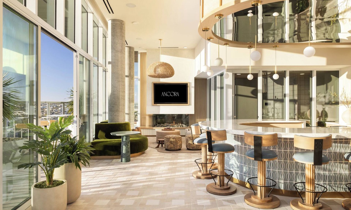 Cortez Hill Apartment | Rooftop Pool + Spa + Fitness Center | Little Italy Dining | Ancora by AvantStay