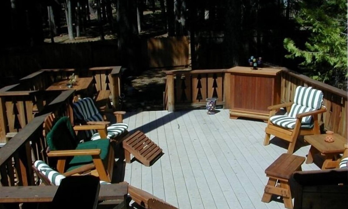 Tahoe Woods House | Roomy 5 BR/3 BA Great Location Tahoe City Home