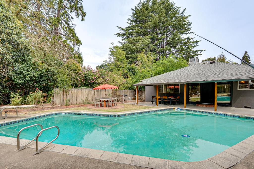 Southwestern Sacramento House | Sacramento Family Escape w/Yard & Greenhouse!