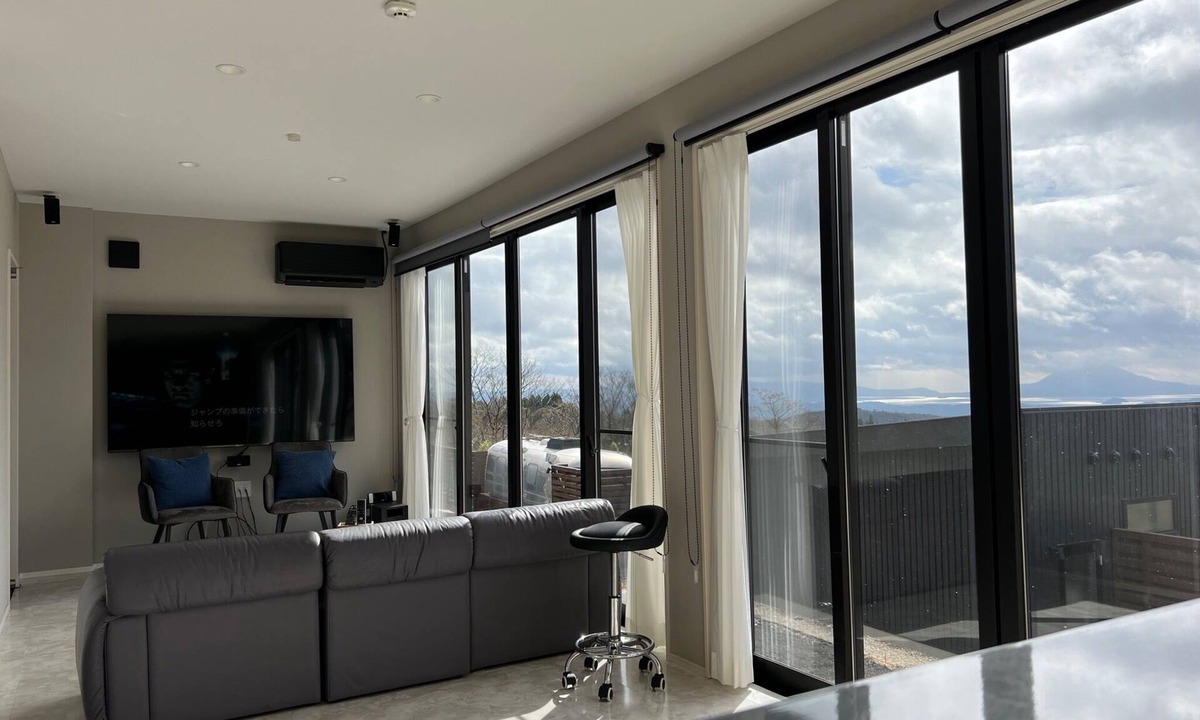 Kyomachi Onsen House | Sakurajima View Nature Modern 3BR 80inch TV B/Kirishima City Kagoshima