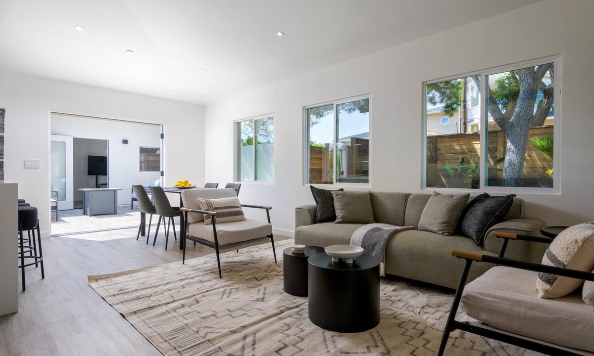 East Mesa House | Santa Barbara Beach Properties - 2 Adjoining Corner Lots, SPAs, Enclosed Yards