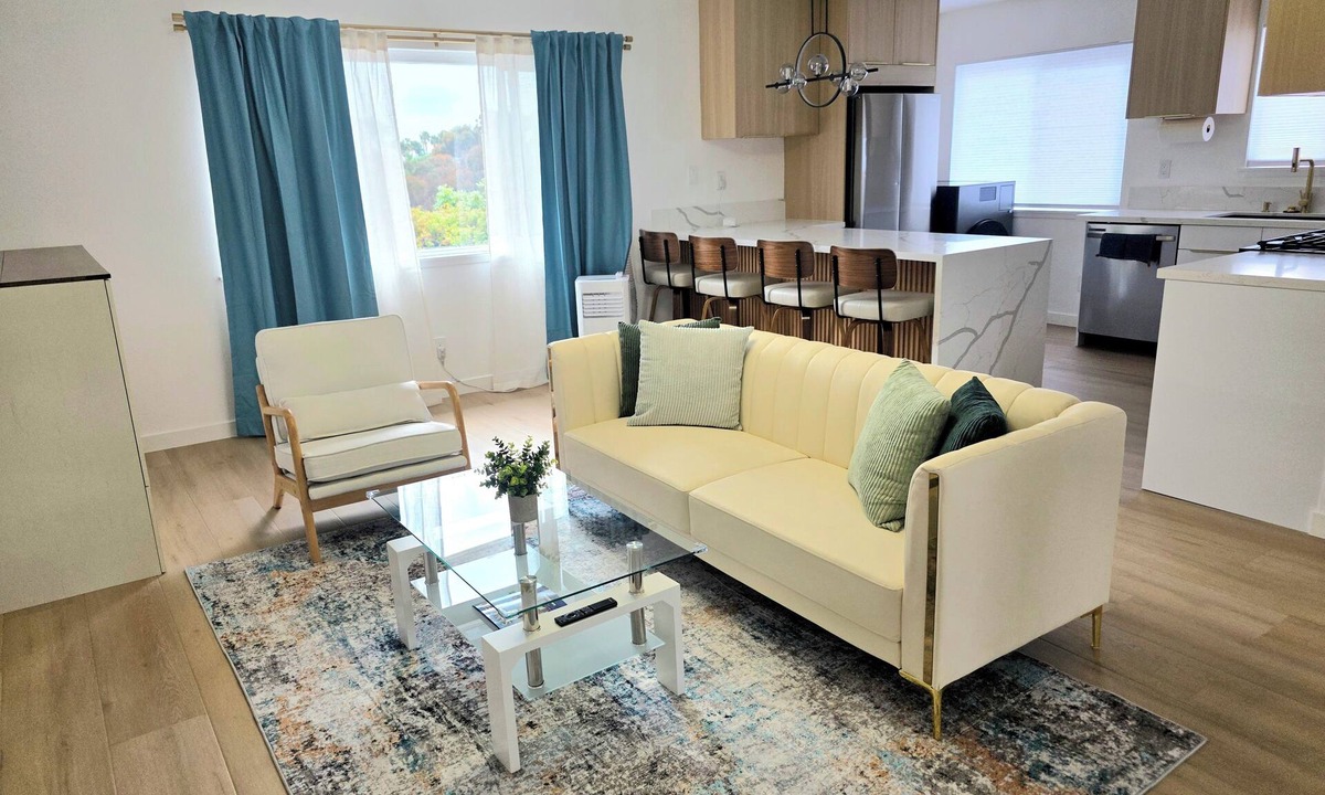 East Side Capistrano Apartment | Seaglass Shores. Walk to Beach & Downtown! New Oceanside 2BD Apartment