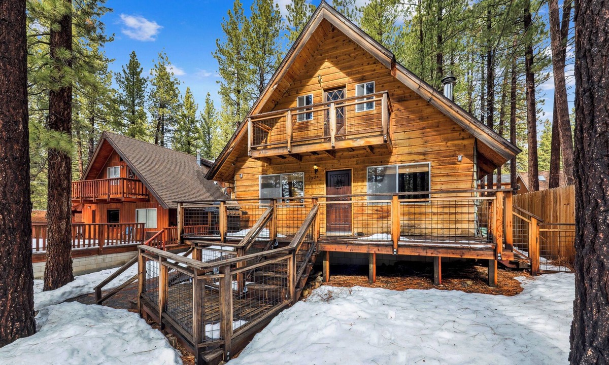Sierra Tract Cabin | Sierra Pines Cabin BBQ, Fireplace, Updated Kitchen