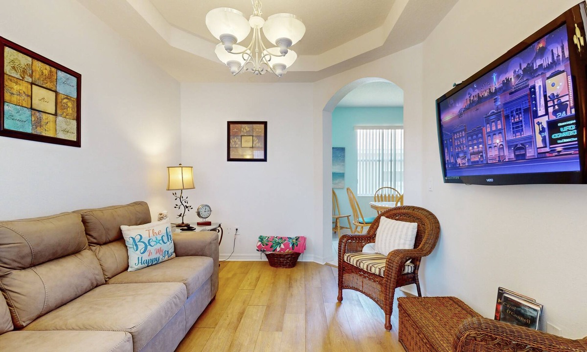 Haines City House | Single-story home with private pool, wifi, central AC, WD and full kitchen