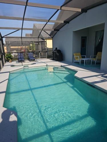Sunset Ridge House | Spacious 2 en-suite BR, pool & spa retreat