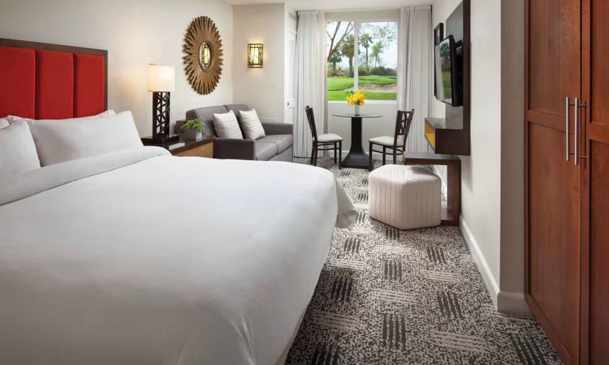 Palm Desert Villa | Studio Villa at Shadow Ridge II – Pools & Golf Access