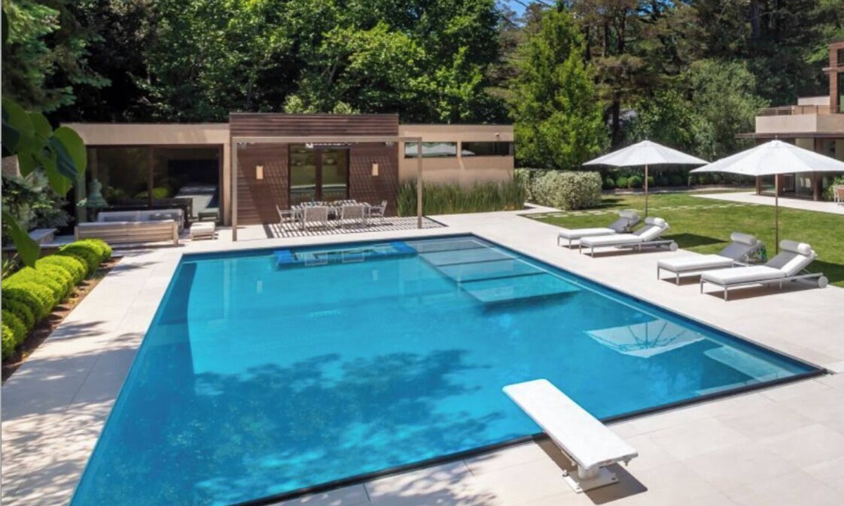 San Anselmo Cottage | Stunning Guest Cottage with Pool in the Heart of Ross