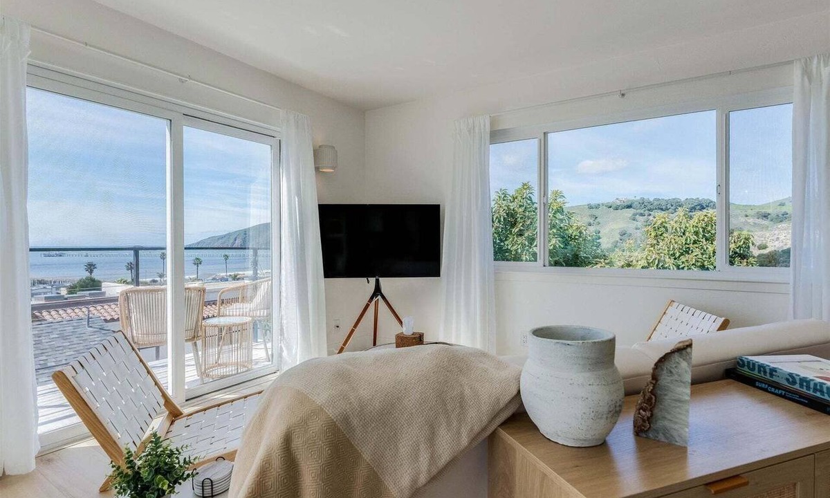 Avila Beach Condo | Sun-Drenched Coastal Retreat: Luxe 2-Bed Condo Walkable to Avila Beach!