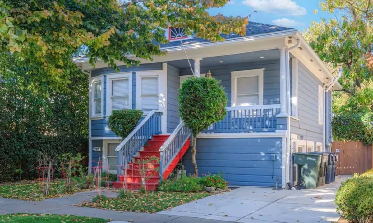 Southeastern Sacramento House | Tahoe Park Bungalow Retreat Near Midtown & UCD Med