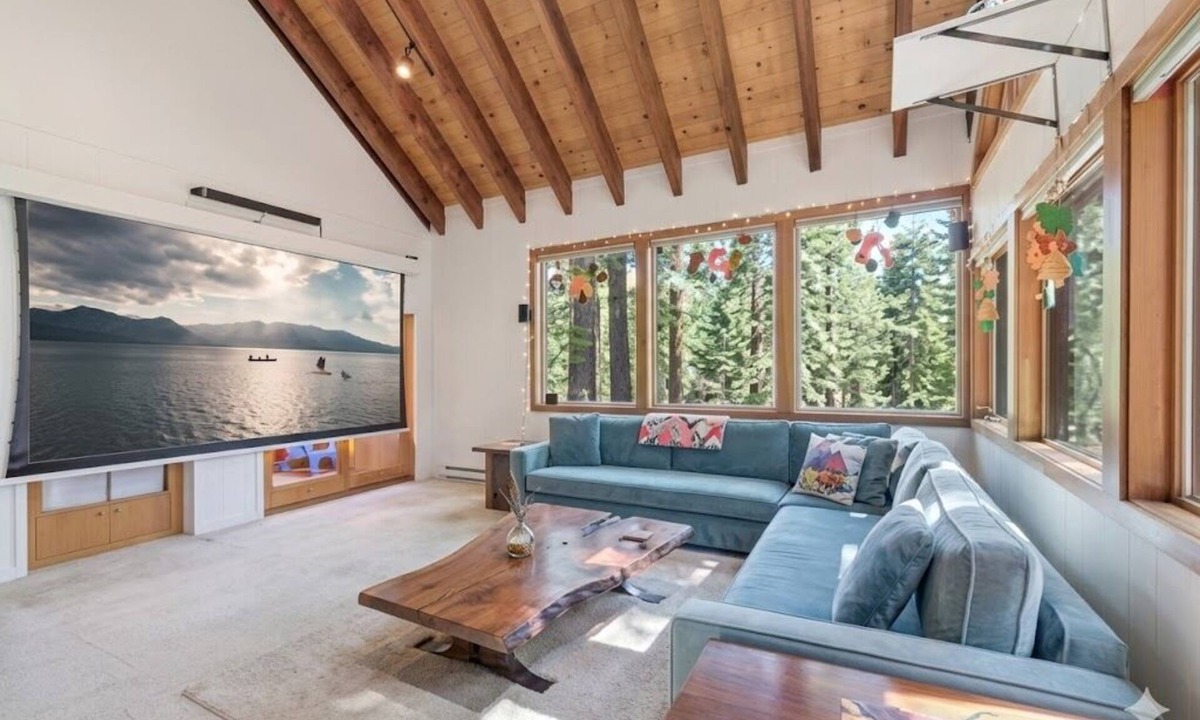 Twin Peaks Ski Chalet | Tahoe Summer Escape Theater, Gym & Next to Lake!