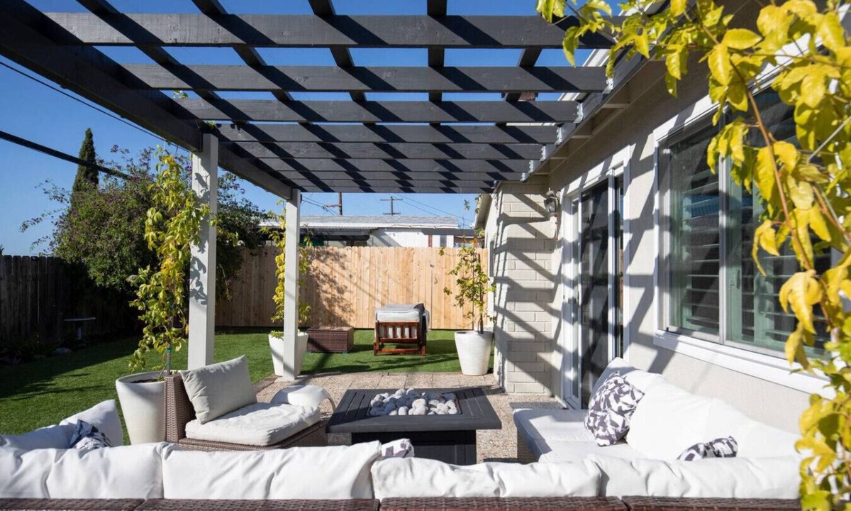 Clairemont Mesa House | The Atlas House | Stay, Surf, and Spin | San Diego