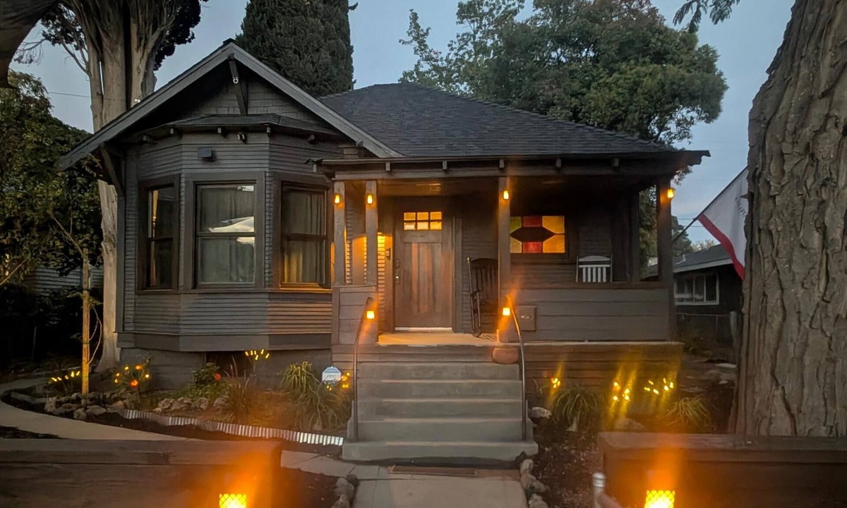 Red Bluff House | The Crooked Hideout w/Lounge & Game Room!