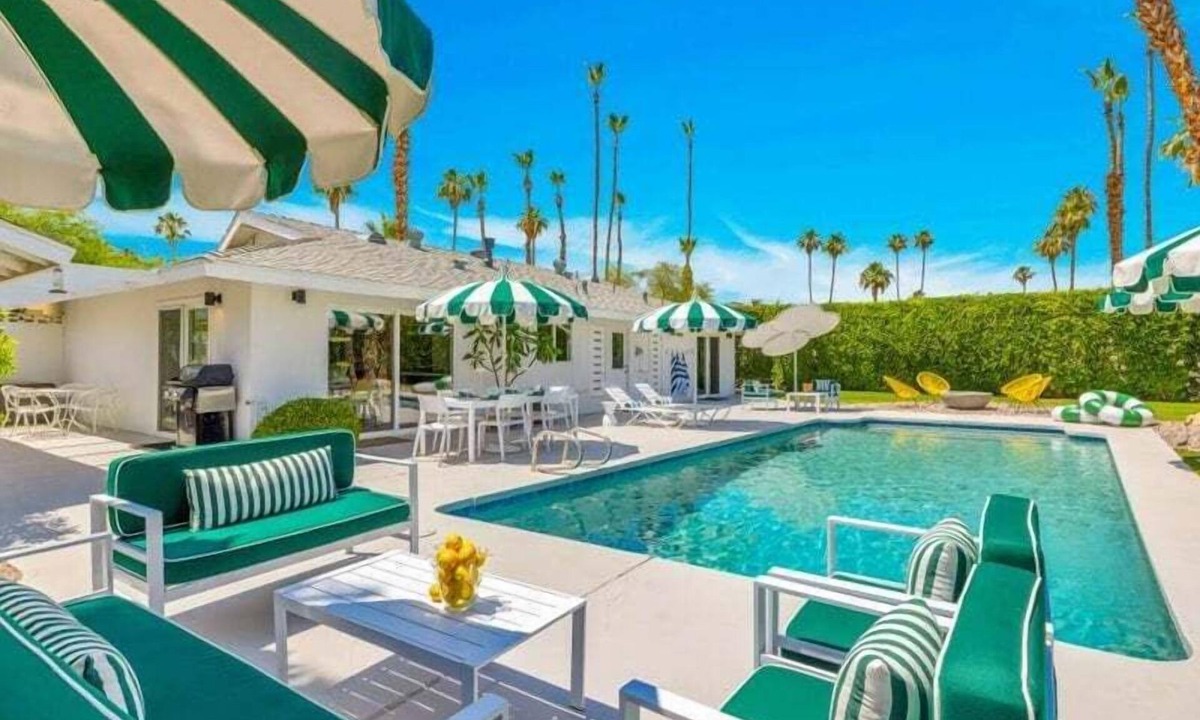 Palm Springs House | The Dexter Palm Springs - Mid-Century Magic Meets Modern Luxury in Palm Springs