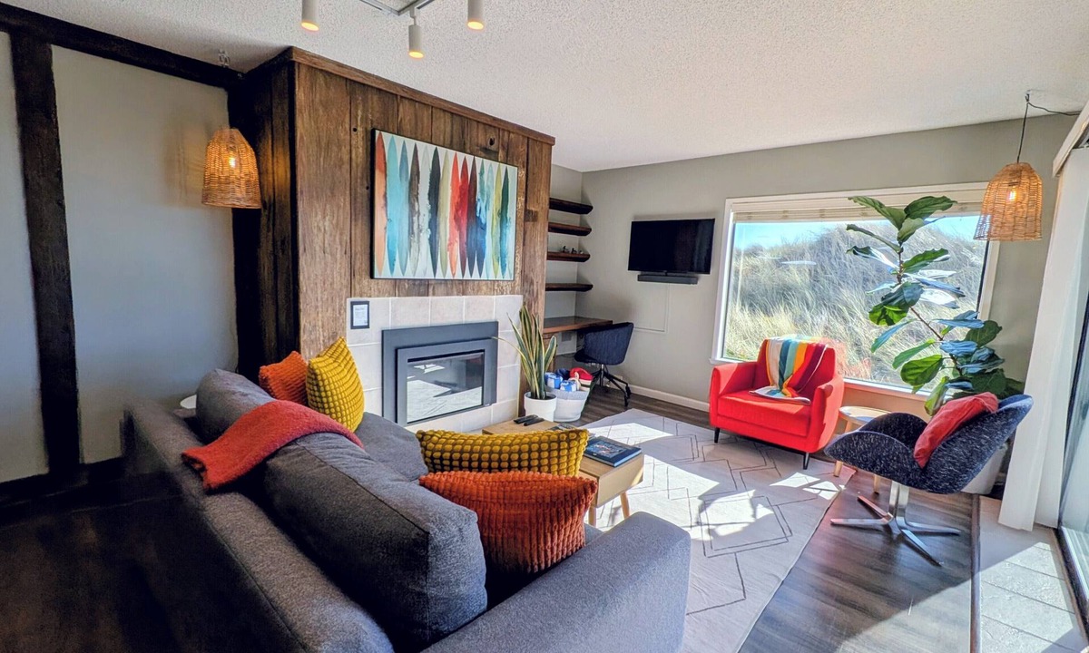 Pajaro Dunes Condo | The Tide's Edge : Steps to the Beach