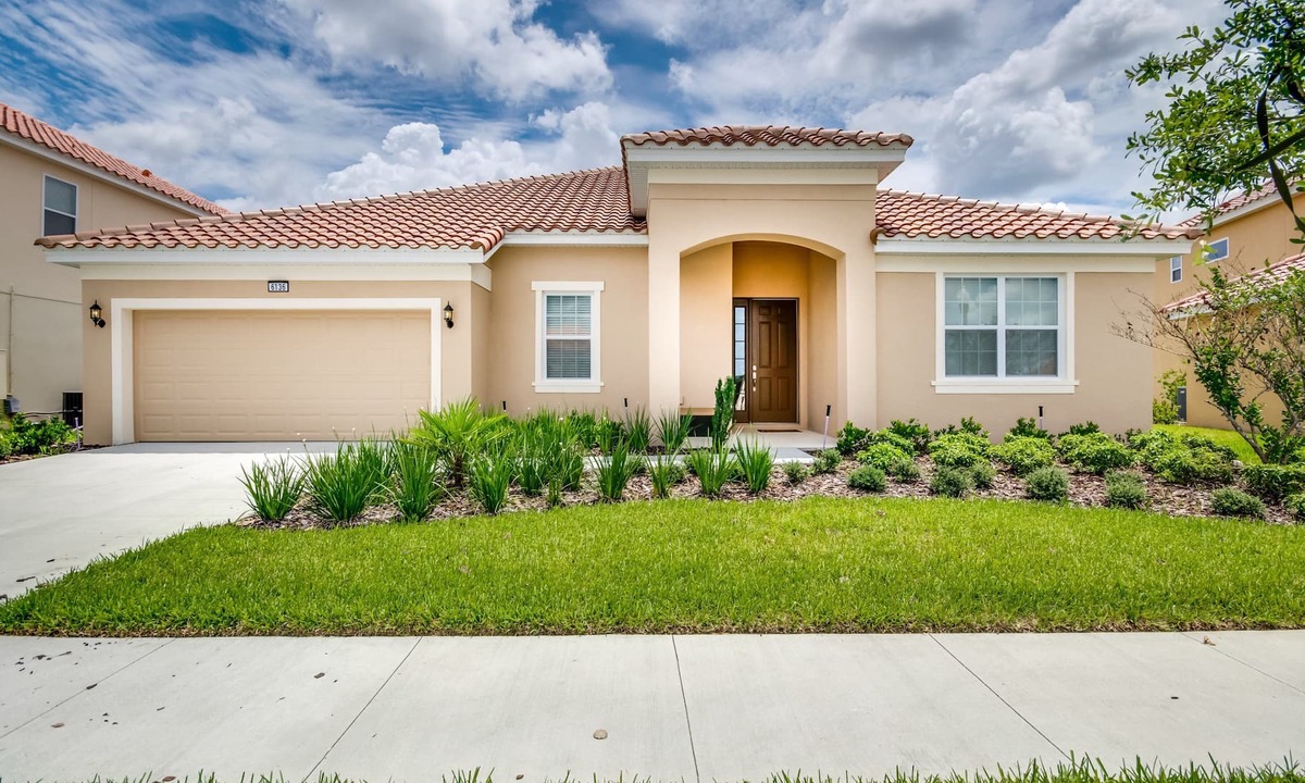 Sunridge Woods Villa | The Ultimate 5 Bedroom 5 Bathroom Solterra Resort Luxury Villa With Pool