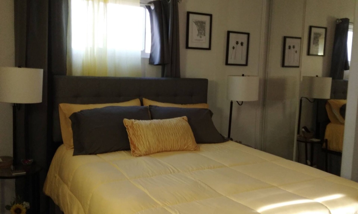 Harbor Apartment | The Welcome Room Guest Suite-Quiet, Private & Safe CONVENIENT:LGB Knott's Disney
