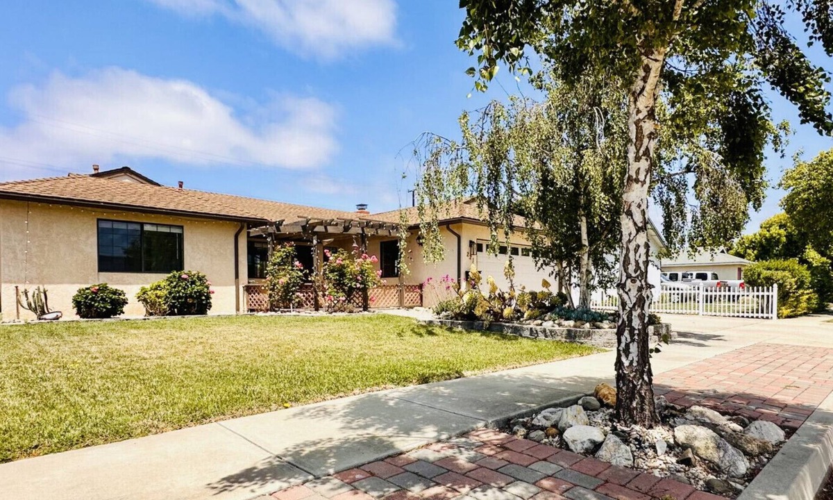 Lompoc House | Tranquil Westside Beach Retreat