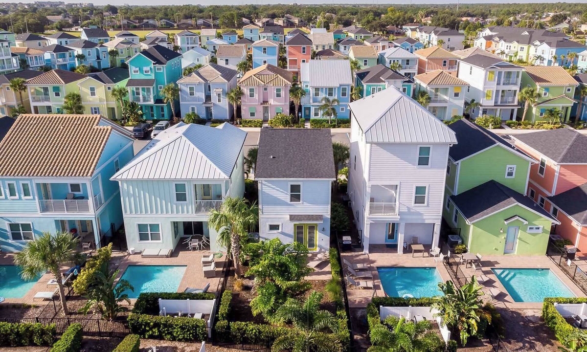 West Kissimmee Cottage | Up to Scale With Margaritas