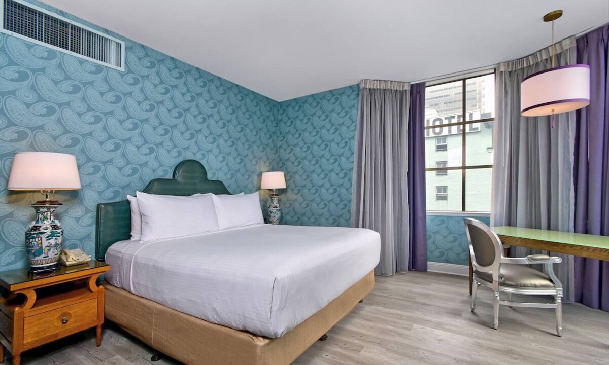 Downtown San Francisco Hotel | Victorian Charm, Rooftop Pool Access, Walk to Civic Attractions