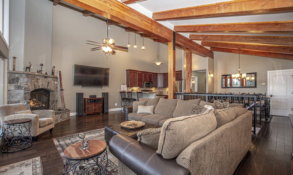 Talmont House | Weathertop by Hauserman Rentals