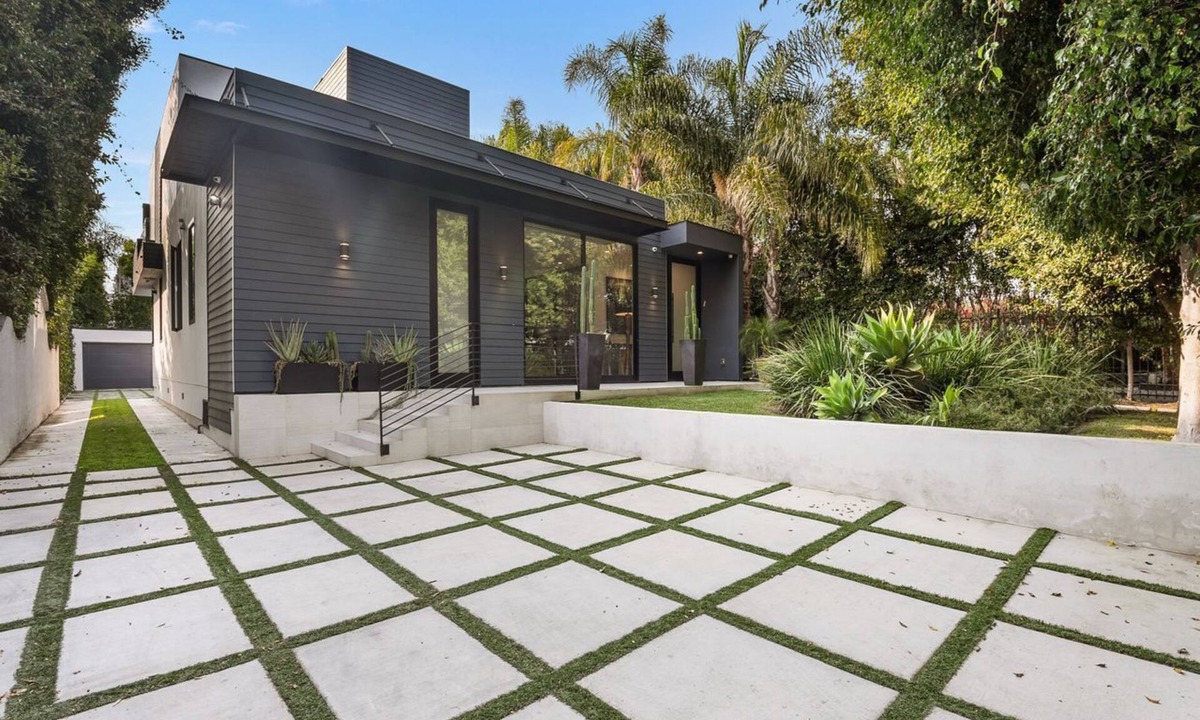 Melrose House | WEST HOLLYWOOD MODERN OASIS - Walk to dining & shopping. Gated. Private. Clean.