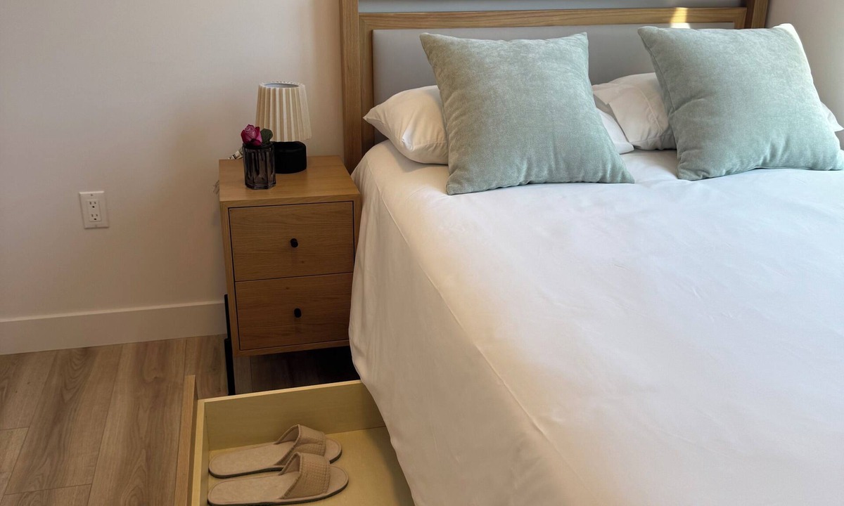 Beverly Grove Apartment | Where Los Angeles Comes Alive Elevated Living in room A
