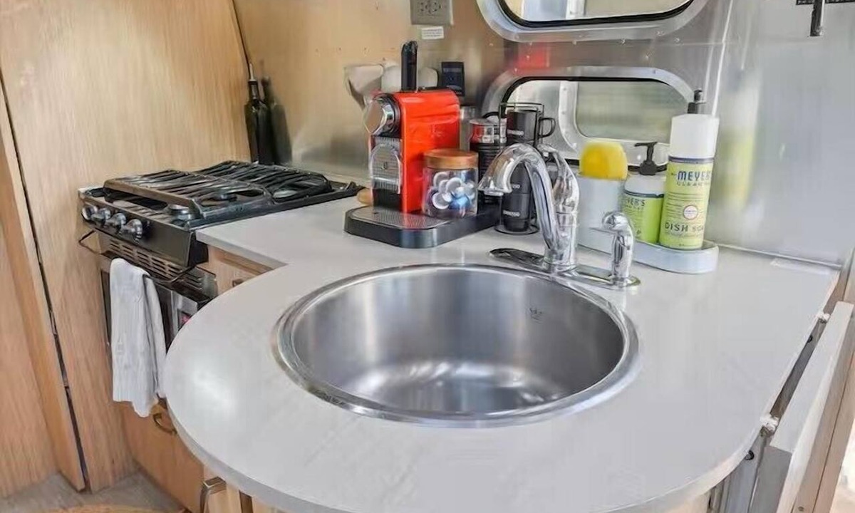 Coarsegold RV Rental | Yosemite's Best Glamping Airstream Experience! Great View!