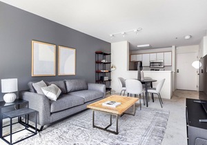Bright South Beach 2BR w/Pool, Spa, nr. Muni Lightrail, by Blueground