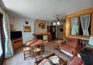 Charmant 2 pièces avec balcon et parking au Col du Corbier - FR-1-573-107 in Le Biot