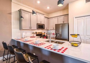 Charming home with Mickey themed decorated bedroom near Disney