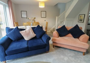 Cabin ∙ 3 bedrooms ∙ 6 guests in Llanfair-Mathafarn-Eithaf