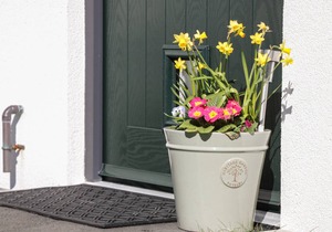 Cabin ∙ 2 bedrooms ∙ 4 guests in Llanfair-Mathafarn-Eithaf