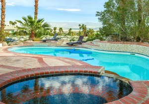 Large 6 Bedroom Palm Springs Home