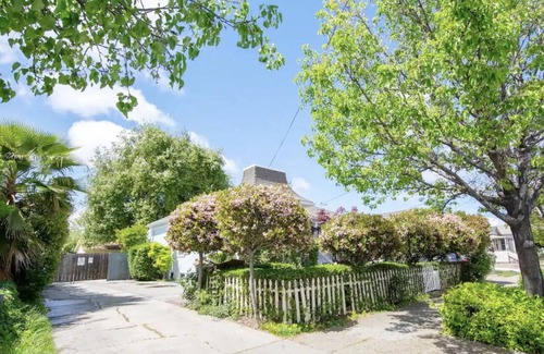 San Jose House | Grand House 5B3B SJSU