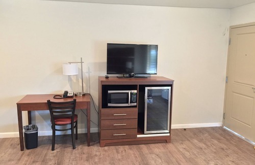 Newhall Hotel | Sterling Inn