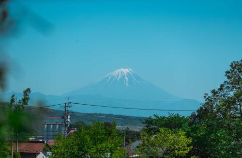 Hokuto House | ëighten Private Guesthouse Yoga Retreat 一棟貸切古民家宿エイテン