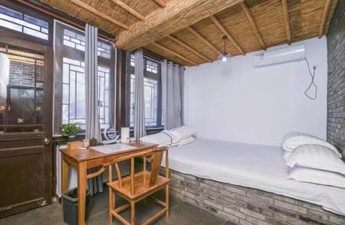 Badalingzhen House | 北京一念私汤四合院民宿