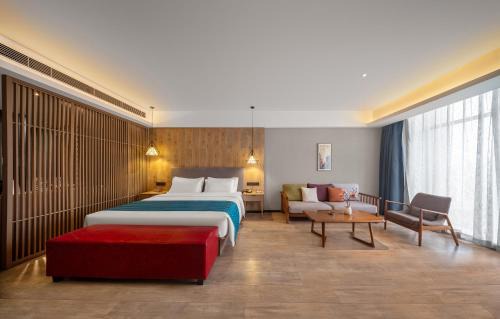 Luolong Hotel | 复美酒店