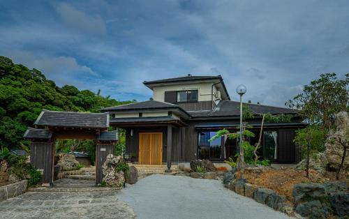 Amami Villa | 大人数で泊まれる一棟貸し㐂瀬Kise