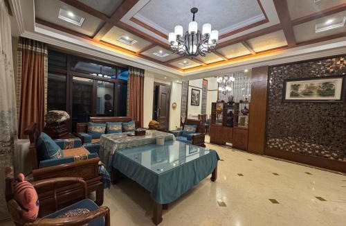 Yongding Villa | 张家界观澜别墅度假酒店