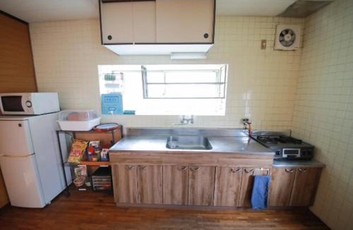 Furusato Cho Apartment | 桜島の廃校を使った和室ゲストハウスulalaふるさと