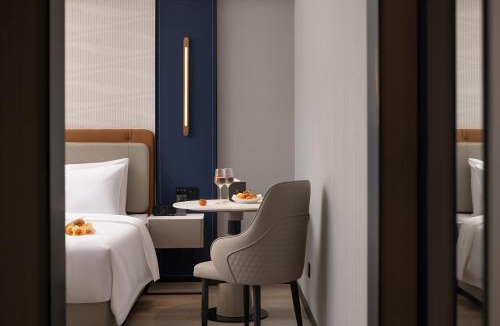 Yueyanglou District Hotel | 欢漫酒店大熊猫店