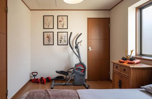 Tsuruhashi Villa | 福助晴谷 5mins walk to JRloop Tennoji Nipponbashi Namba kyoto Nara USJ Direct