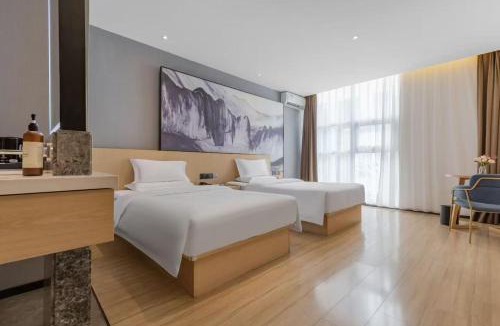 Xinhua Hotel | 途客酒店石家庄北站华林国际柏林庄地铁站店