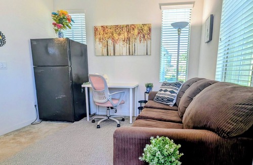 Ontario Apartment | 1-Bed/Bath Private Corp Apartment close to ONT Airprt in a resort-like community