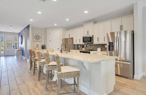 Bay Lake House | 10 Mins Disney/Games Room/Arcade Machine/Private Pool and Spa/7 Kings!Themed