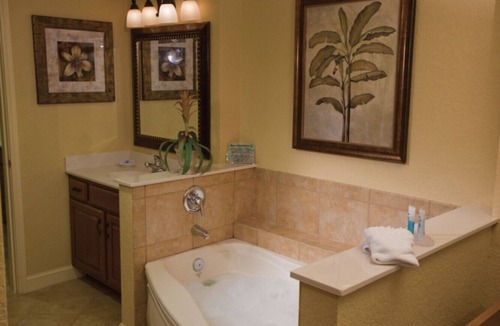 Lake Buena Vista Resort | 1BR-Dlx Inside Disney Gates-5 Pools, 2 Lazy Rivers, SPLASH pad, Mini Golf & More